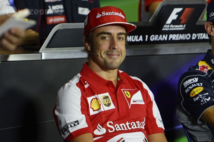 Fernando Alonso nem gondol magára 83 Fernando Alonso nem gondol magára 83