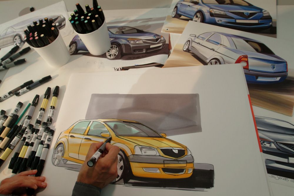2003 Készülnek a Logan első vázlatai a Renault formatervező stúdiójában. A francia márka ekkor már 99,3 %-os tulajdonos a Daciában.
