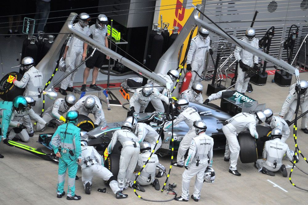 F1: Riadó a Mercedesnél 20