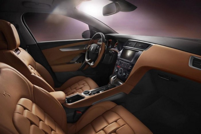 Repülőgépkormány, óraszíj-kárpit 4