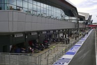 F1: A Mercinél nincs pánik, a lapok leosztva 69
