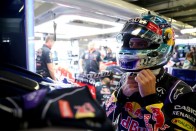 F1: Vettel az élen, a Mercedesek nem mentek az esőben 72