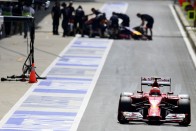 F1: A nők maradjanak csak a konyhában! 73