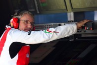 F1: Hülkenberg imádkozott, ki ne csússzon 38