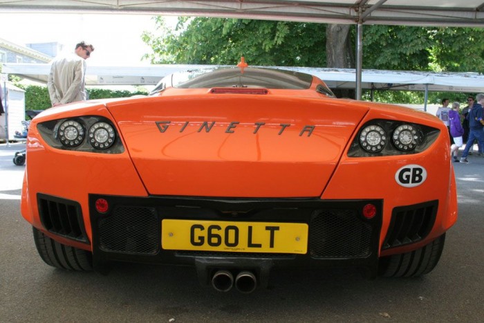 Benzin pezsgővel 30 | Vezess És ez a márka megvan?