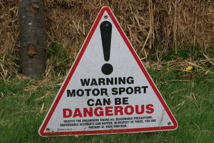 Benzin pezsgővel 26 | Vezess No comment – hogy a használt nyelvnél maradjak