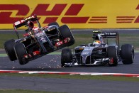 F1: Büntetés az autóborogatásért 57