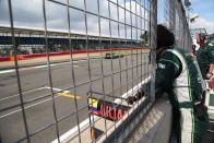 F1: A Räikkönen-pótló zárt az élen 55