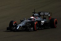 F1: A Räikkönen-pótló zárt az élen 65