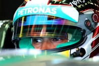 F1: A Räikkönen-pótló zárt az élen 66