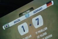 Több németországi üzlet és vendéglő ígért az elődöntő góljaihoz kapcsolódó kedvezményeket. Nem számítottak a 7:1-re őket lepte meg legjobban