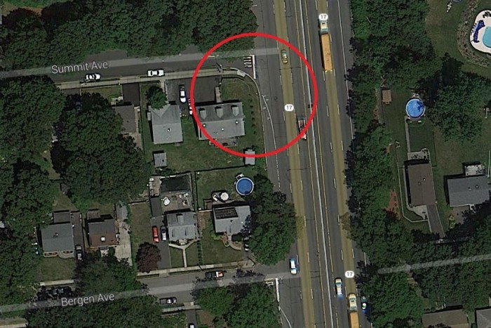 Halálra gázoltak egy traffizó rendőrt 4 | Vezess Halálra gázoltak egy traffizó rendőrt 4