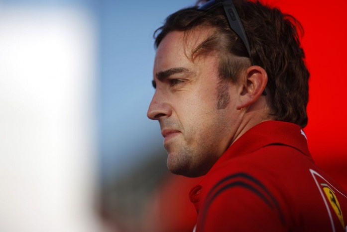 Alonso: Egy csapattal sem tárgyaltam 6