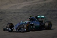 F1: Rosberg odavágott Hamiltonnak 37