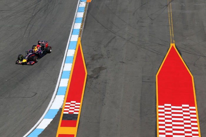 F1: Rosbergé a hazai pole, Hamilton a falban 7 | Vezess F1: Rosbergé a hazai pole, Hamilton a falban 7