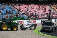 F1: Rosbergé a hazai pole, Hamilton a falban 43