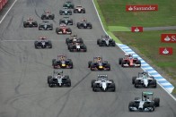 F1: Életeket kockáztattak Rosbergért? 60