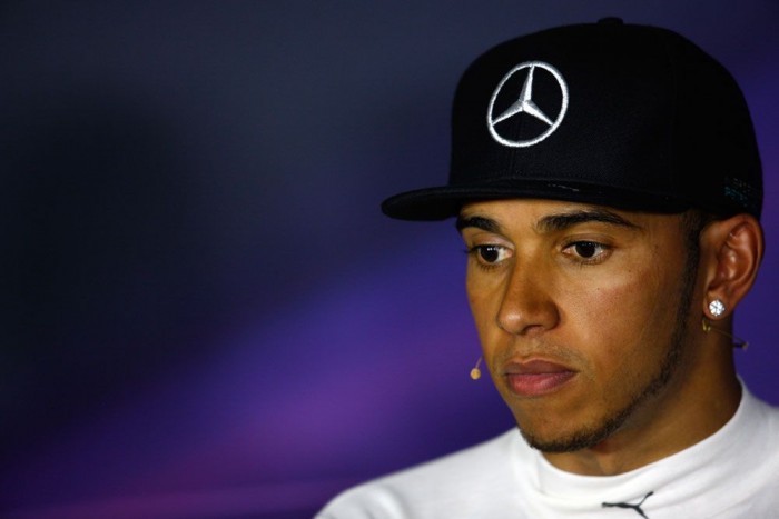 F1: A szerződésről tárgyalnak Hamiltonnal 6