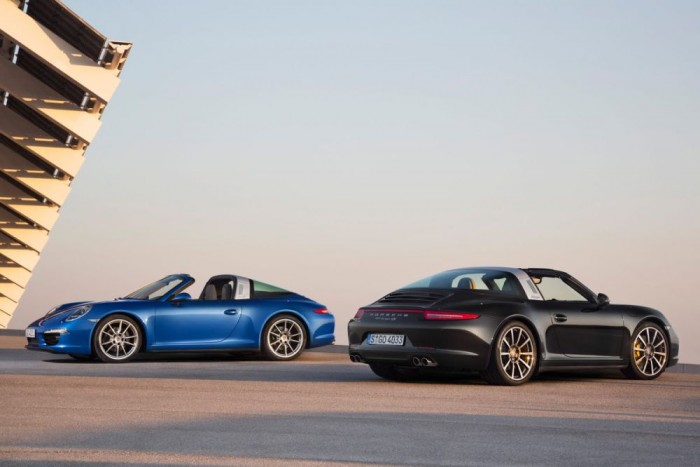 Vezettük a legfurcsább 911-est 5 3,4 literes és 350 lóerős a Targa 4 motorja, 390 Nm nyomatékkal. A 4S számai: 3,8 liter, 400 LE, 440 Nm