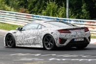 Már Európában tesztel az új Honda NSX! 13