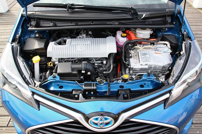 Ilyen egy modern, hibrid hajtáslánc