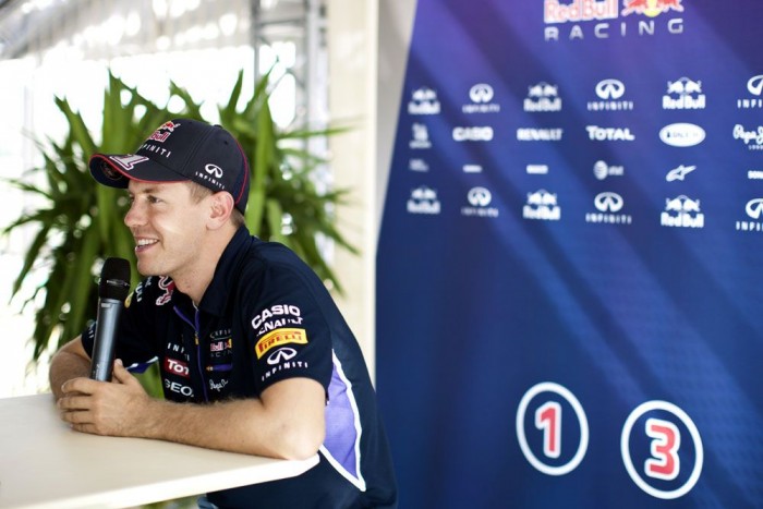 F1: Vettel még nem túrja ki Hamiltont 7