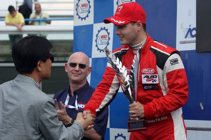 Kedvenc pályáján, Monzában is dobogóra állt