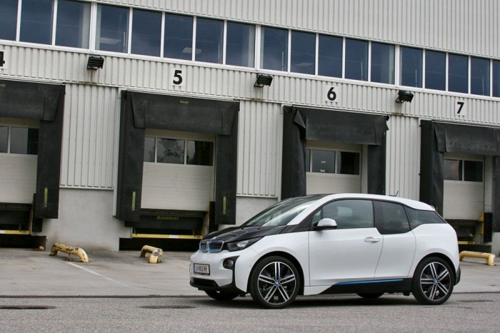 A lítiumion-akkumulátor 130-160 kilométer hatótávot biztosít 