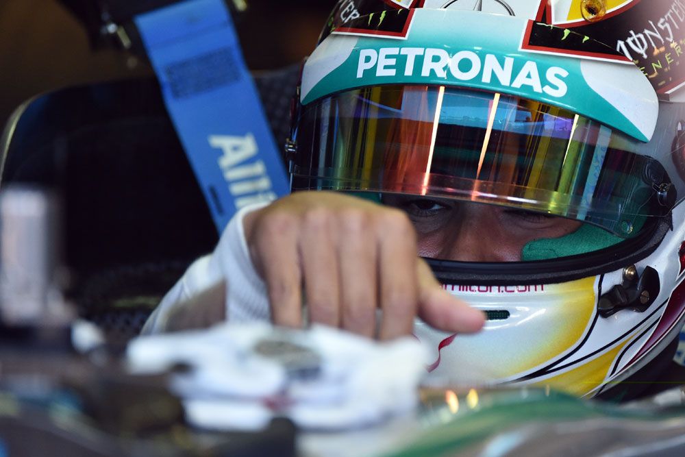F1: Hamilton az élen, Rosberg századokra 5
