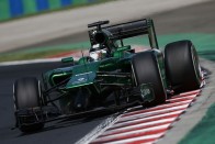 F1: Hamilton az élen, Rosberg századokra 45