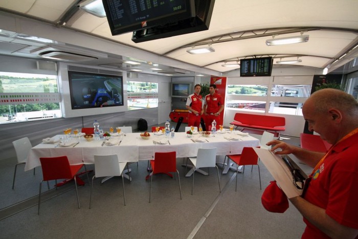 Az olaszok tudnak és szeretnek élni, jól élni. Ide is kiváló szakácsot hoztak magukkal