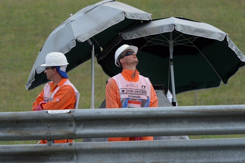 F1: Magnussen ott fékezett, ahol már késő volt 6