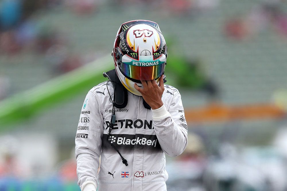 F1: Hamilton égett a Hungaroringen, Rosbergé a pole 11