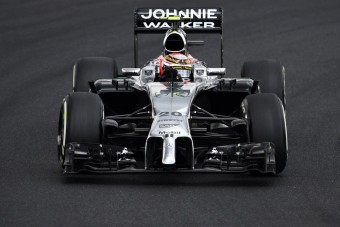 F1: Magnussen ott fékezett, ahol már késő volt
