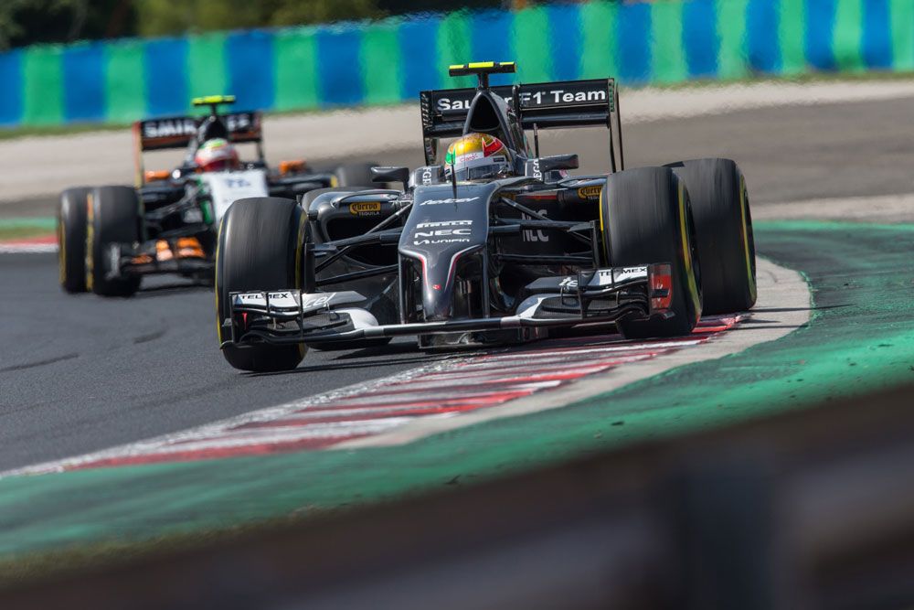 F1: Hamilton égett a Hungaroringen, Rosbergé a pole 29