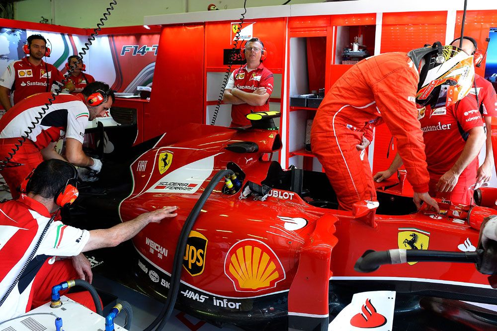 F1: Räikkönent a Ferrari ejtette ki 30