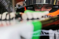 F1: Magnussen ott fékezett, ahol már késő volt 72
