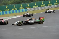 F1: Érik a botrány a Mercedesnél 84
