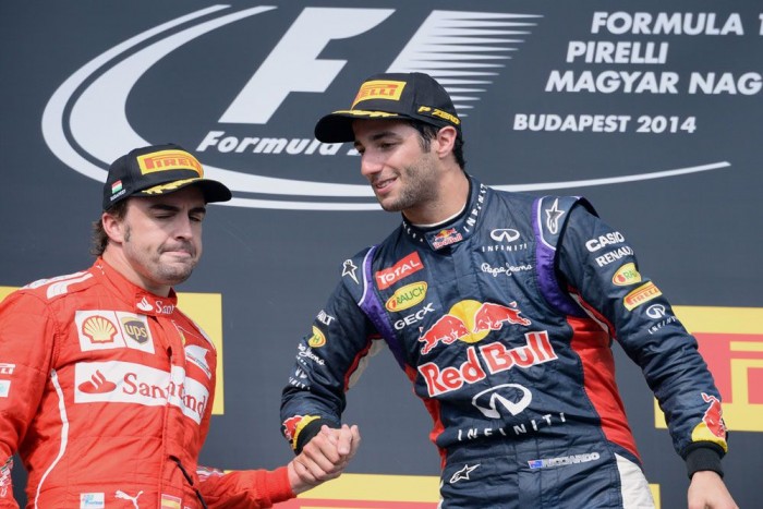 F1: Alonso az új Schumacher 7 | Vezess F1: Alonso az új Schumacher 7