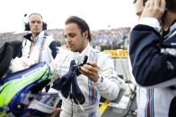 F1: Hamiltont megdöbbentette, hogy félre akarták állítani 105