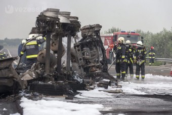 Baleset miatt torlódás az M7-esen - Frissítve!