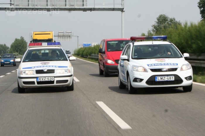 Mindkét típus megbízhatóan szolgál járőrautóként