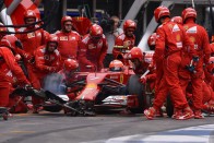 F1: Szándékosan lassítja magát a Red Bull 45