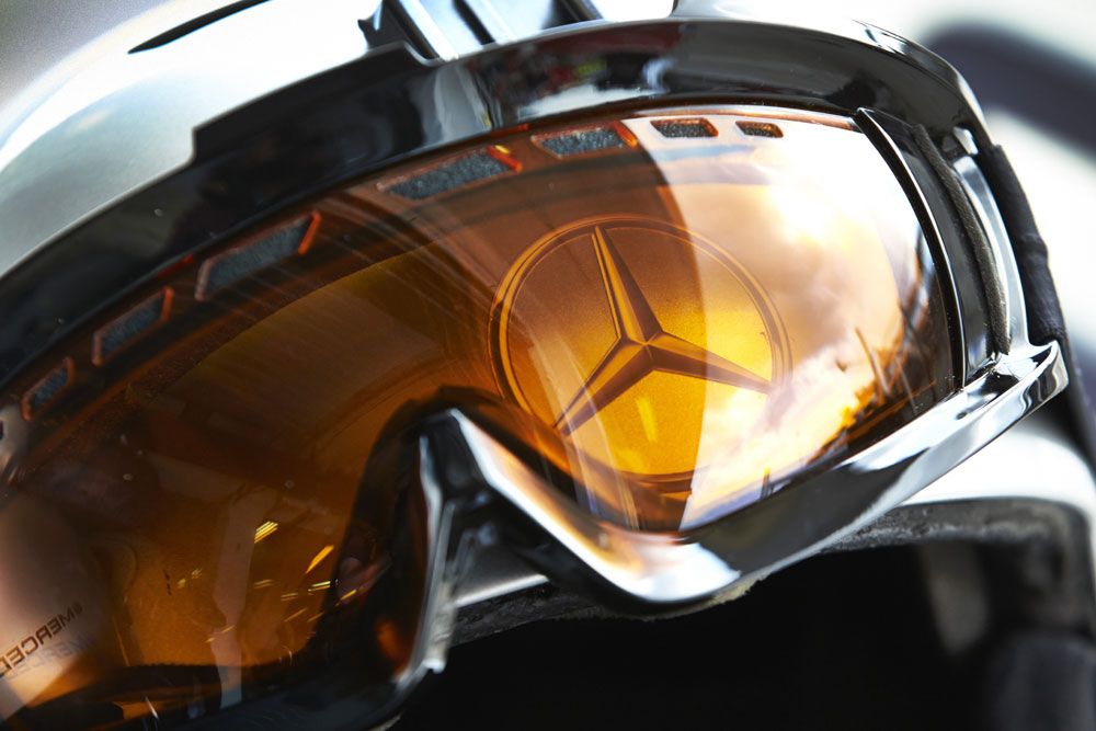 F1: Renault-motorral is nyerne a Mercedes 50