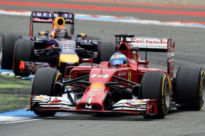 F1: Öt évre előre tervez a McLaren 4 | Vezess Alonsóra és Vettelre várni kell