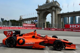 Indycar-pilótával készül az F1-re a Honda
