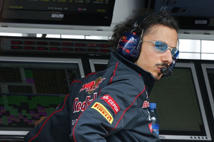 F1: A Renault csapott le a kirúgott ferrarisra 4