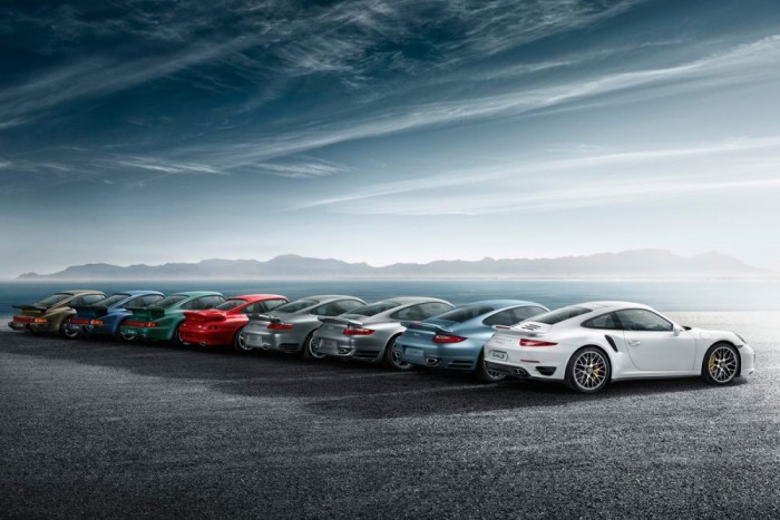 911 GT3 – 9000. És ez csak a kezdet! 69 30 ezer győzelem után a Porsche hivatalosan abbahagyta a diadalok számolgatását. Elég sok jutott belőle a 911 generációira