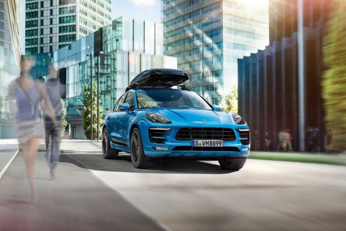 A Porschének sem jön be minden? 4 50 000 darab a Macan éves gyártókapacitása, de ezt simán túllépi a tényleges igény. Fél év a várólista a kisebbik SUV-ra