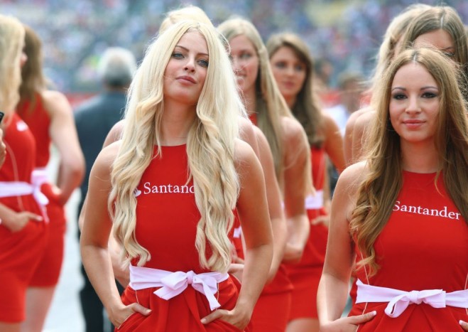 Buja bájak a bokszutcában 56 Buja bájak a bokszutcában 56